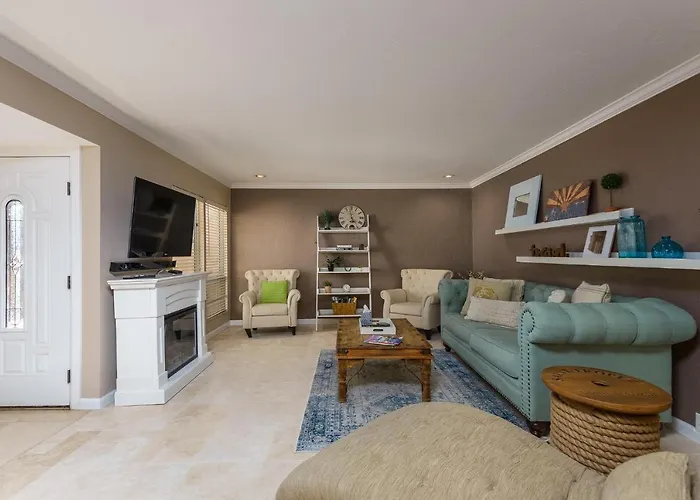 Casa Del Mar Holiday home